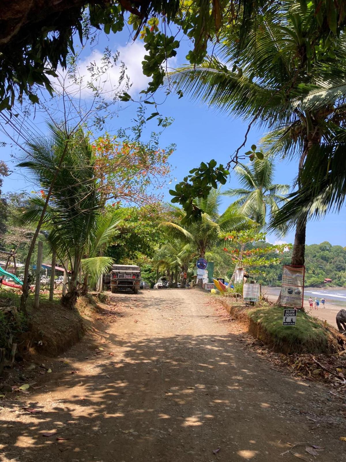 Corcovado & Drake Inn Drake Bay Exterior photo